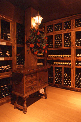 バラを飾っています! 03pjwine5.jpg